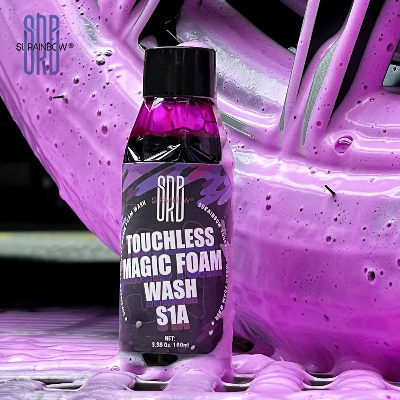 Foaming pink soap for all types of vehicles
