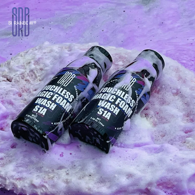 Foaming pink soap for all types of vehicles